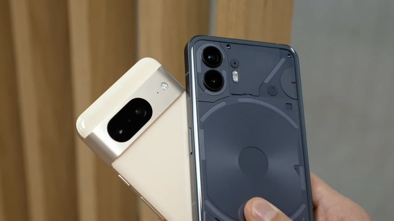 Google Pixel 8 vs Nothing Phone (2)