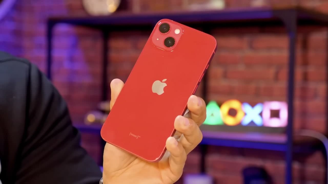iPhone 13