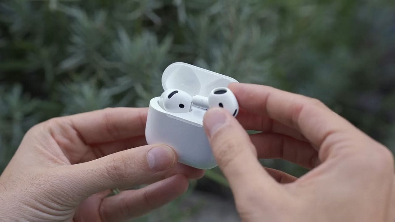 AirPods 4 caen a su precio mínimo histórico de 85 euros