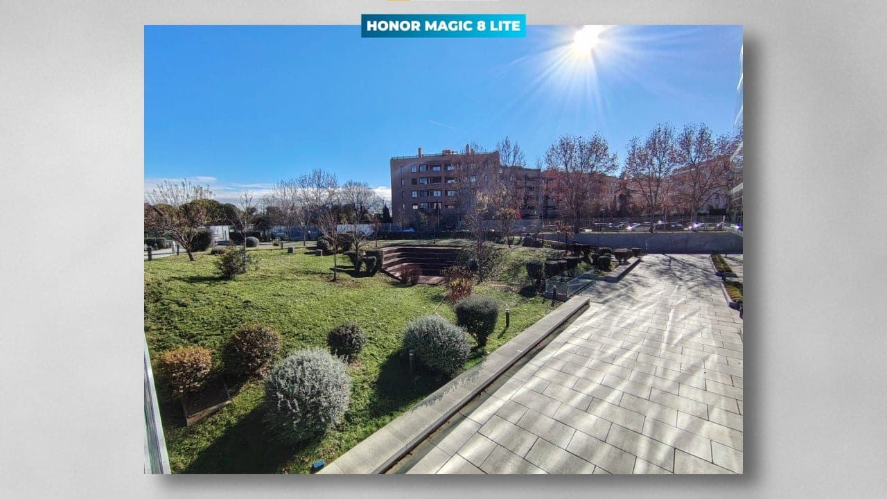 HONOR Magic8 Lite gran angular