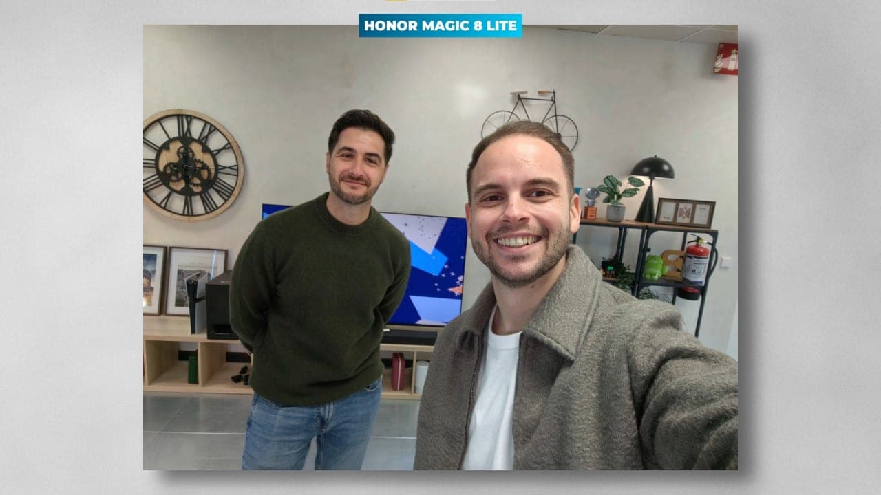 HONOR Magic8 Lite selfie