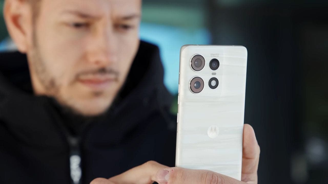 Motorola Edge 50 Pro a mitad de precio en El Corte Inglés