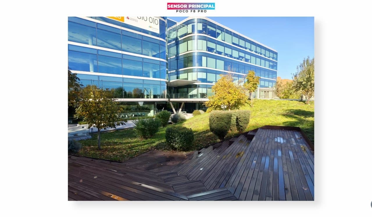 POCO F8 Pro