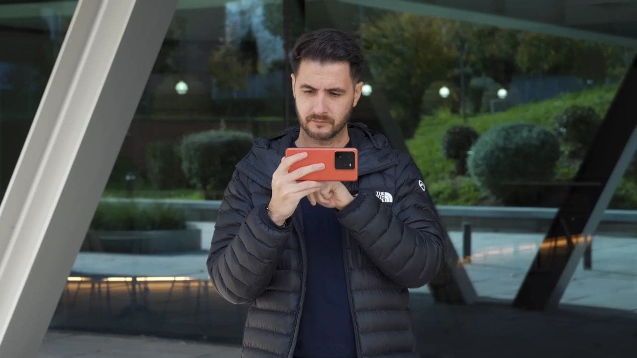 El mejor telefono gama alta calidad precio 2025 en liquidación por solo 465 euros