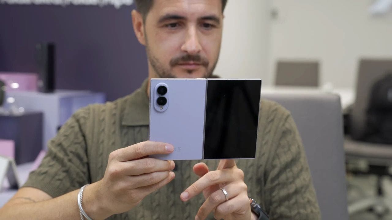 Samsung Galaxy Z Fold 8 abierto