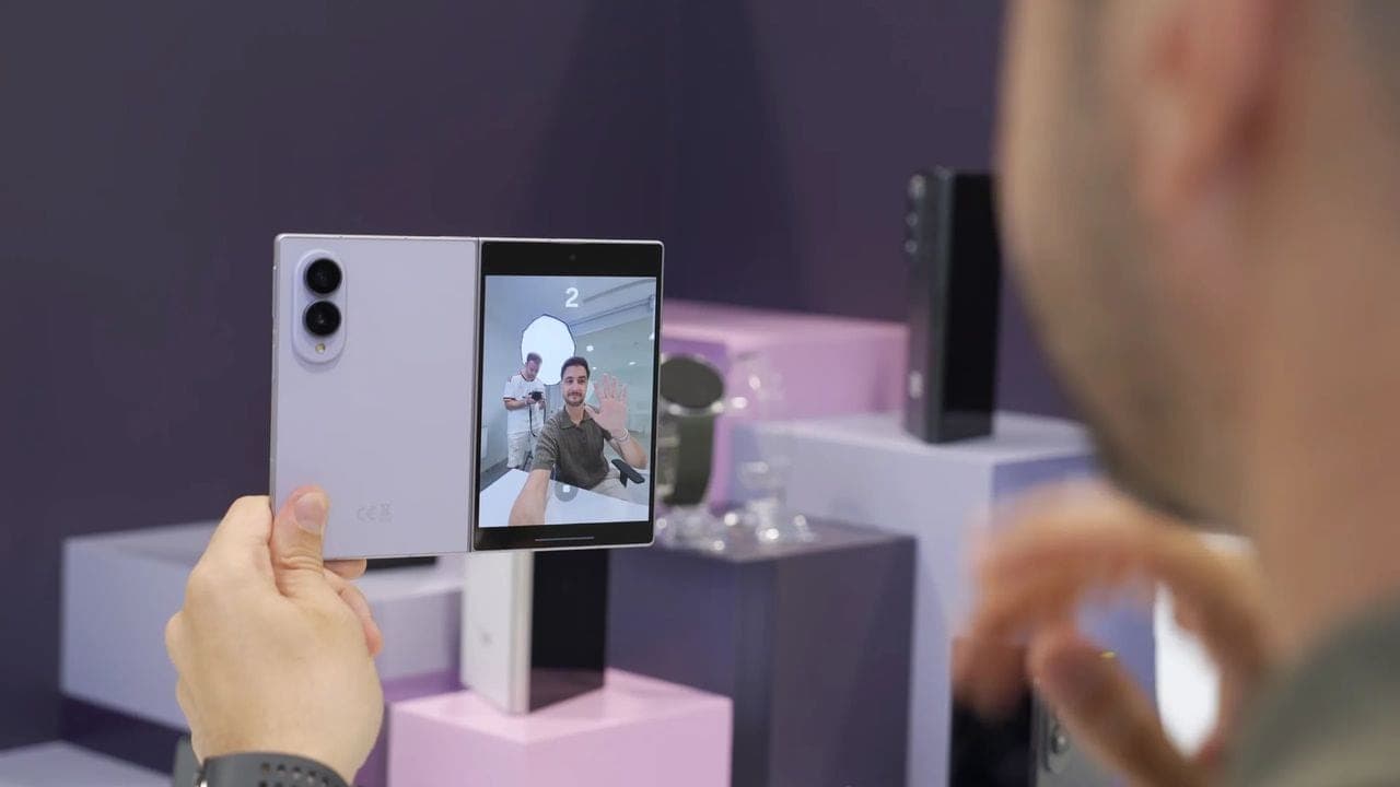 Samsung Galaxy Z Fold 8: selfie