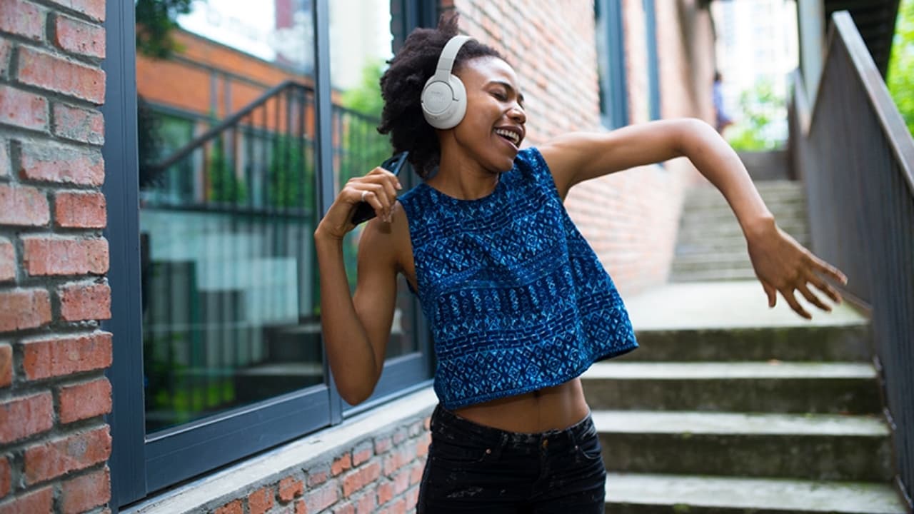 JBL Tune 770NC