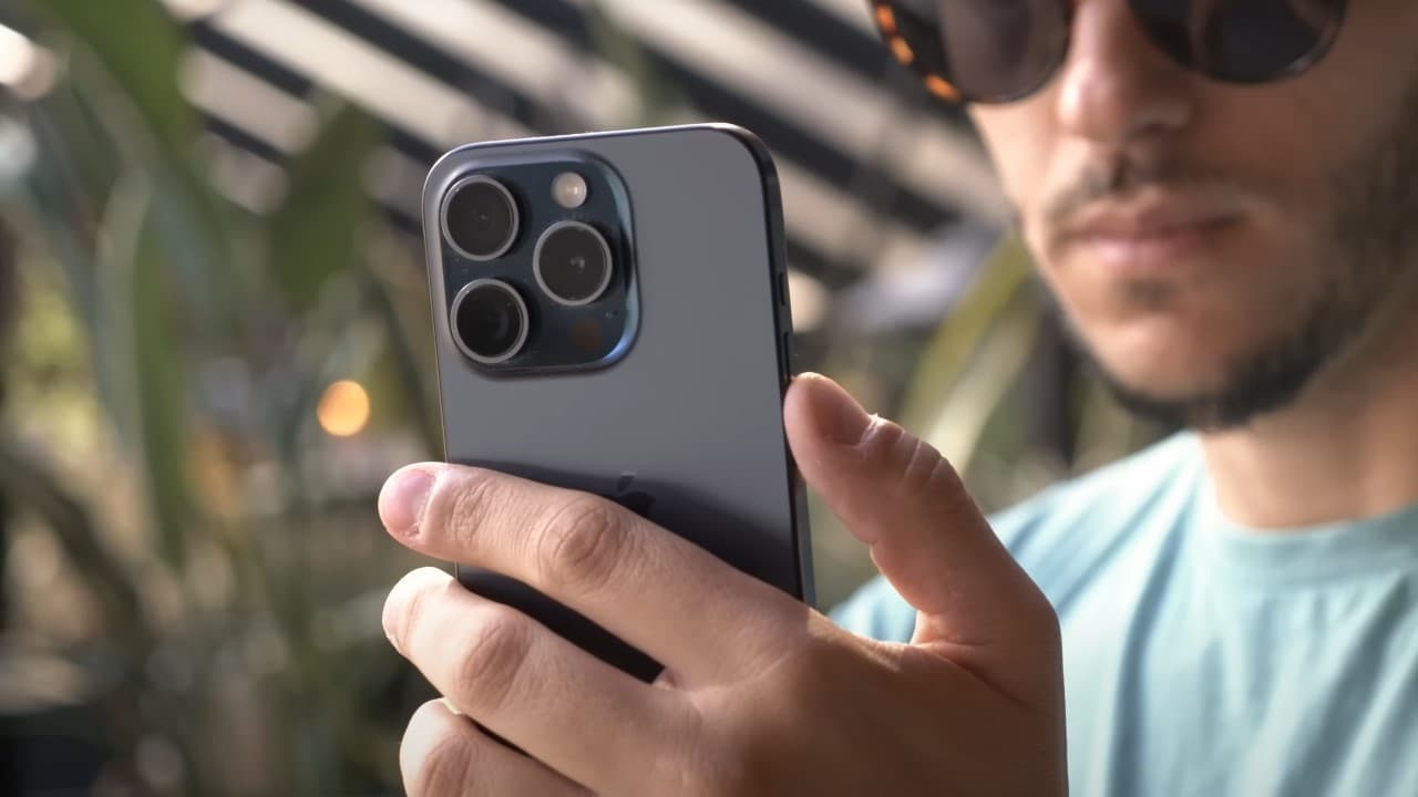 Apple iPhone 15 Pro