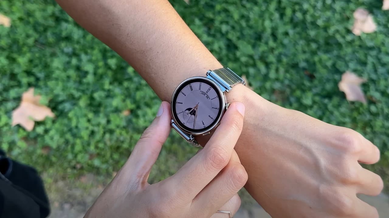 Huawei celebra el Día de la Madre con un 33% de descuento en el Watch GT4 Steel Gold