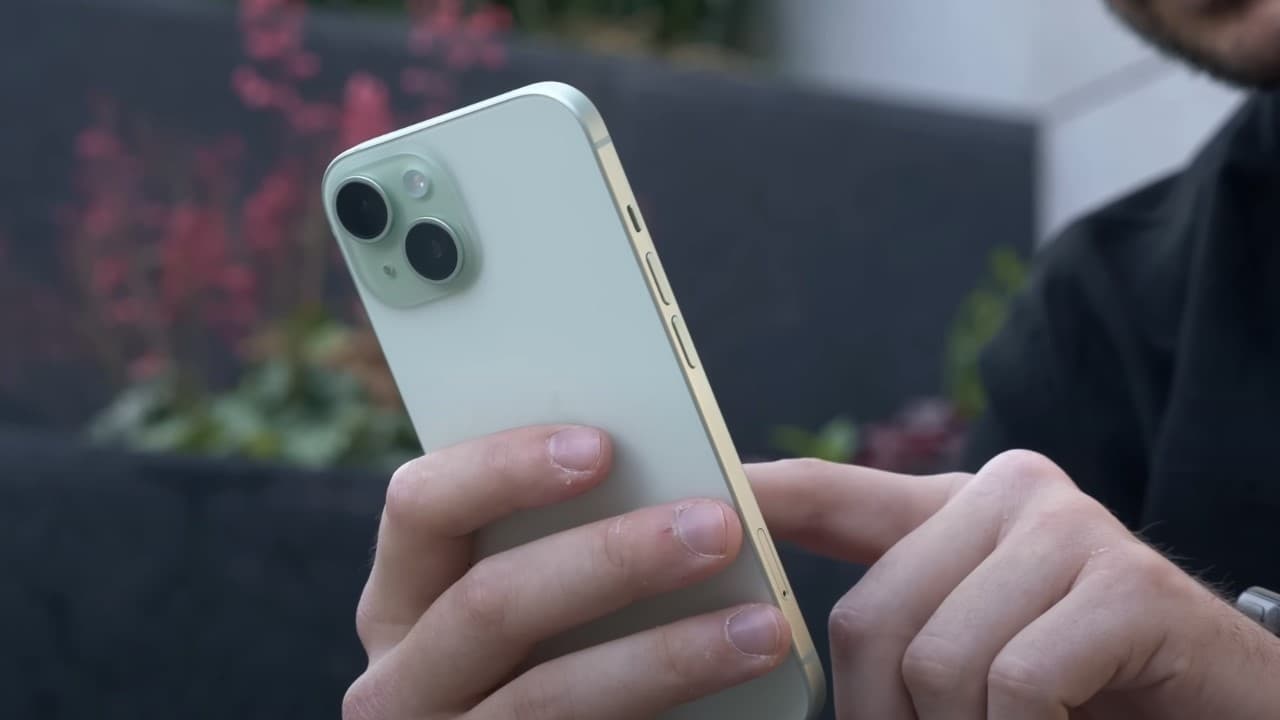 iPhone 15 nuevo por solo 606 euros con envío desde España