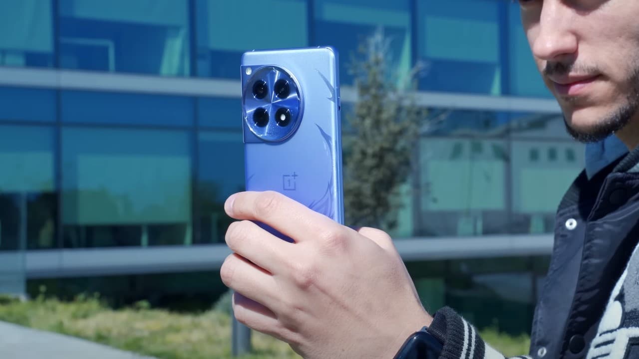 11 del 11: el OnePlus 12R es un tope de gama económico que pocas veces vas a ver a este precio tan rebajado