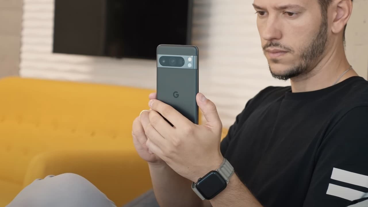 ¡Quedan pocas unidades! Google Pixel 8 Pro + auriculares Pixel Buds Pro 799 euros MediaMarkt