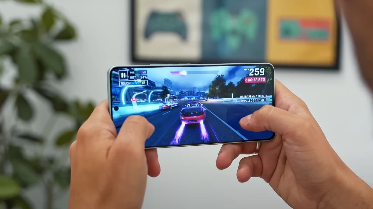 Xiaomi POCO F6 por solo 229 euros: oferta de liquidación