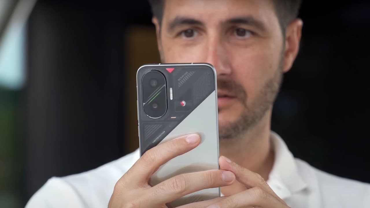 POCO F7 con AMOLED 120 Hz y Snapdragon 8s Gen 4 por 291 € (PVP: 499€)