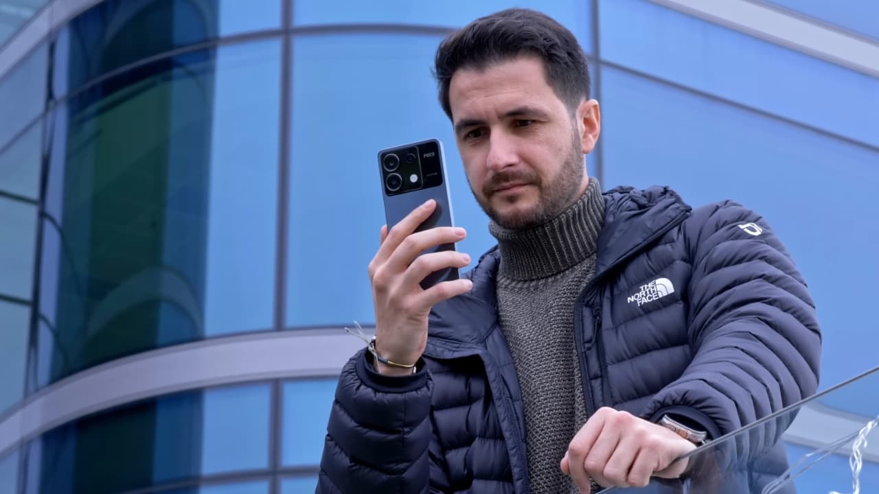 Chollo: el teléfono más top por 155 euros esta en oferta (salió en 2024 por 300€)