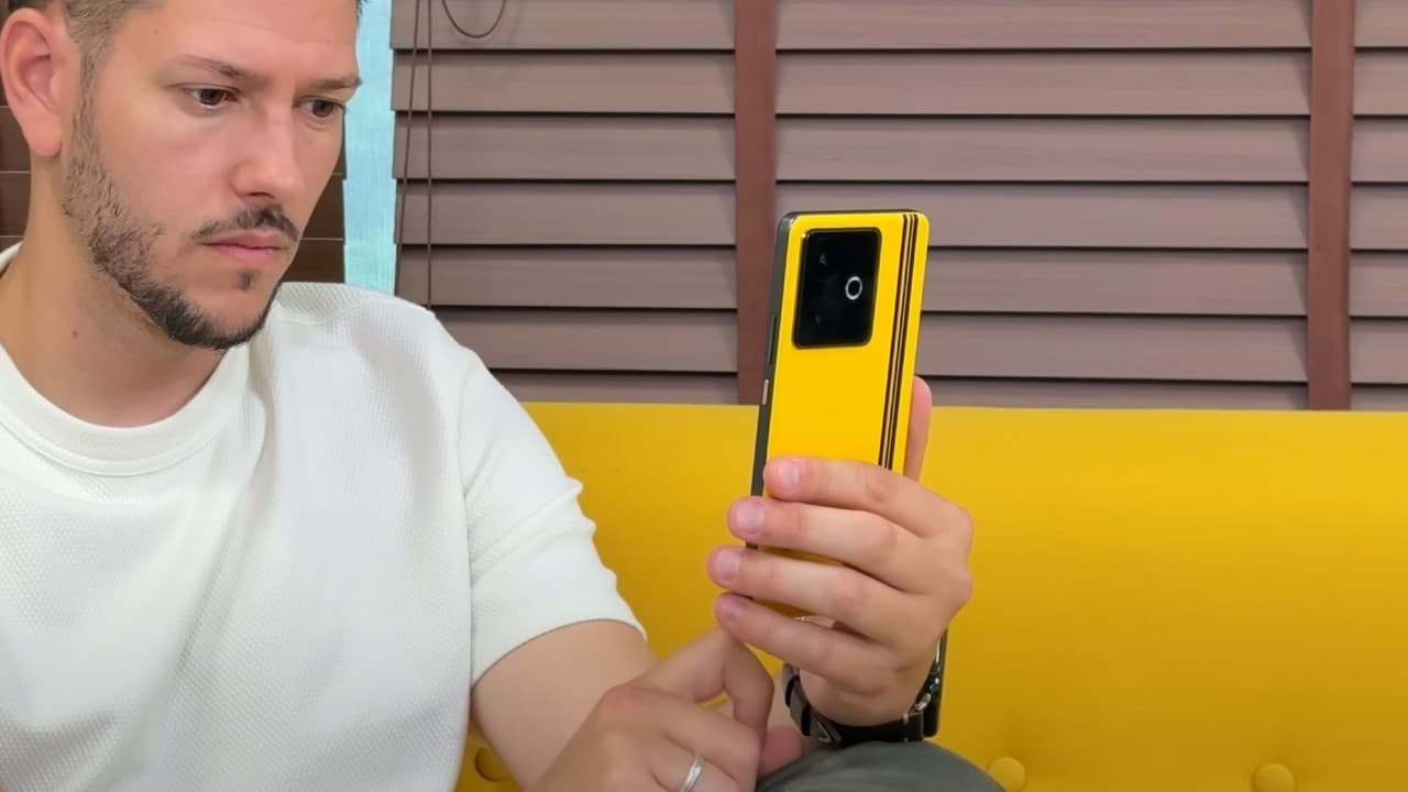realme GT 7T con un 52% de descuento, batería de 7.000 mAh y carga de 120 W por 315 €
