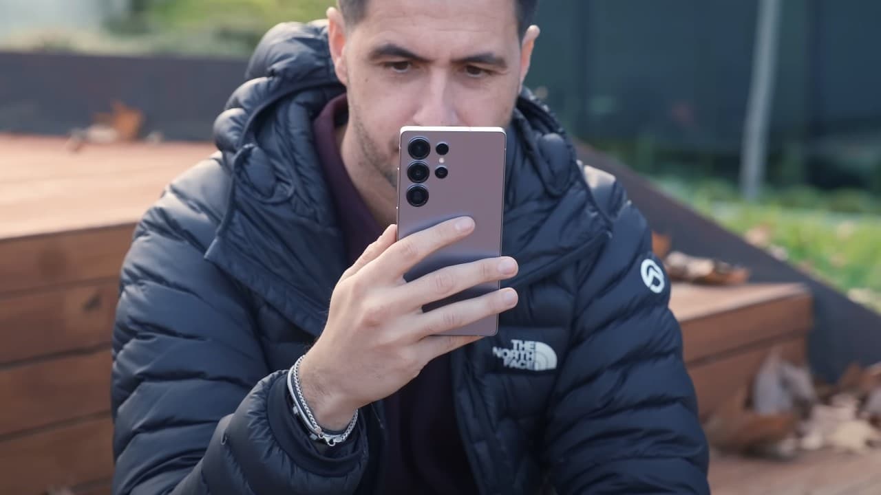 El teléfono tope de gama de Samsung está en oferta con 550€ de descuento