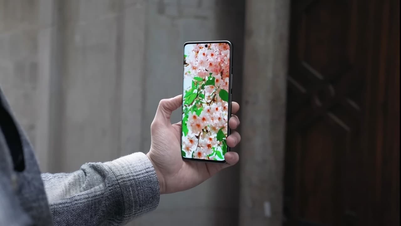 Pantalla y brillo exterior en Xiaomi 13 Ultra