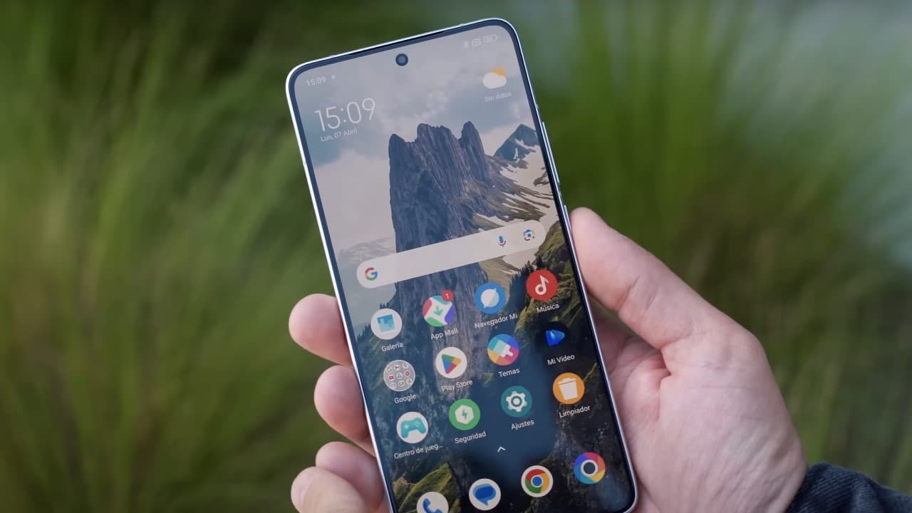 Baja de 599€ a 355€: aprovecha la oferta para comprar el nuevo teléfono de POCO