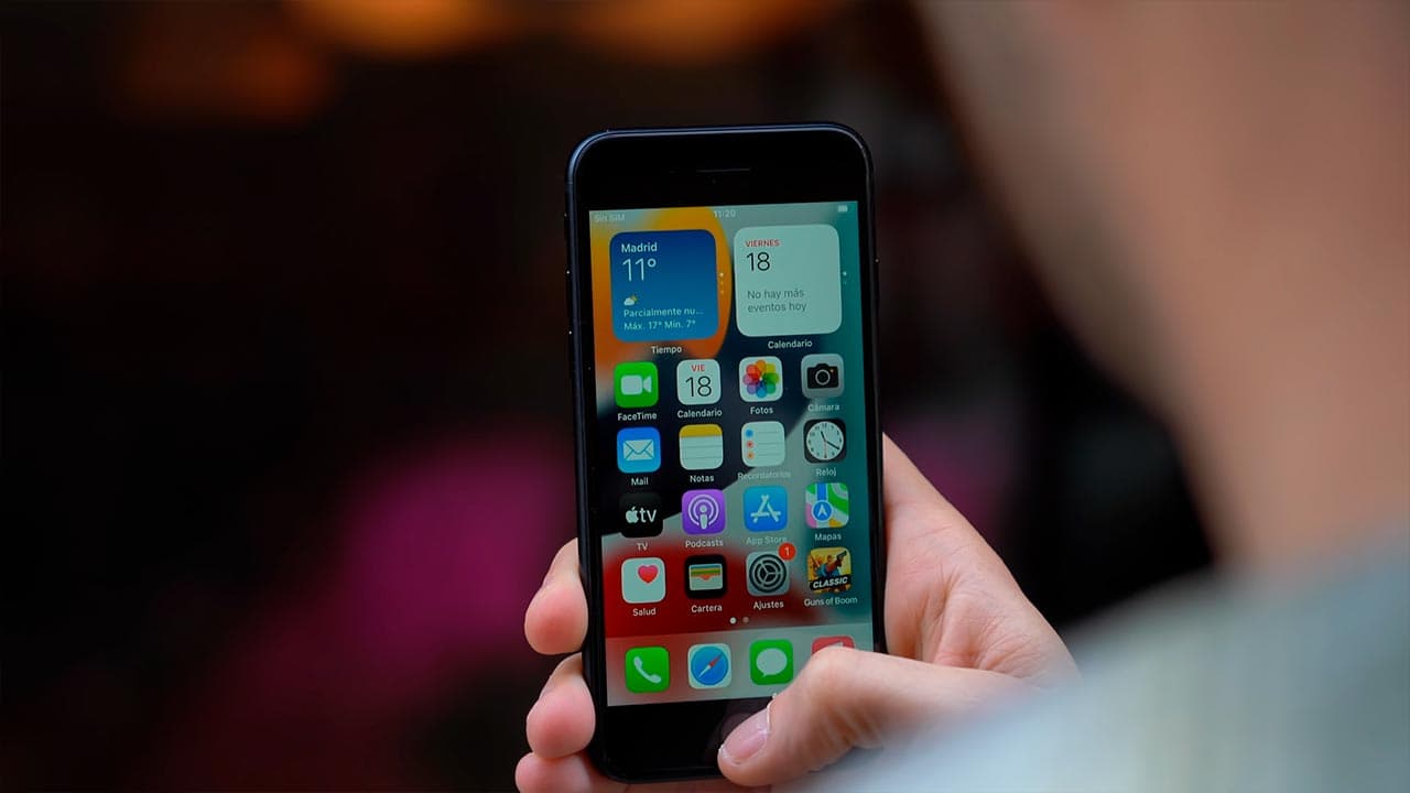 iPhone SE (2022)