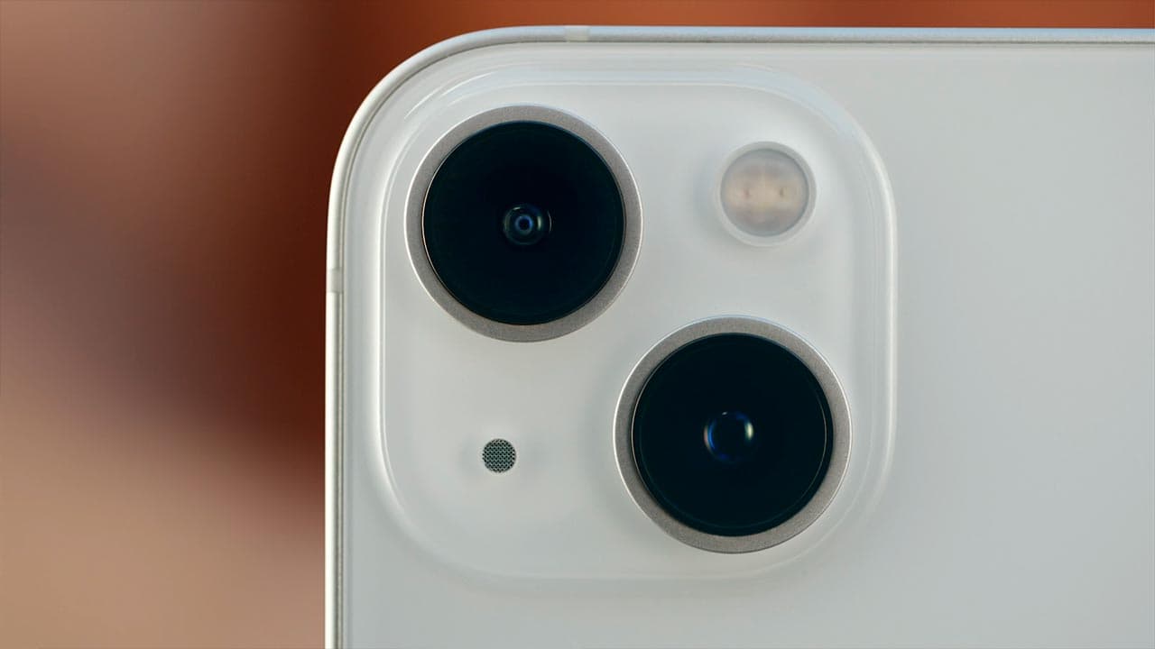 iPhone 13