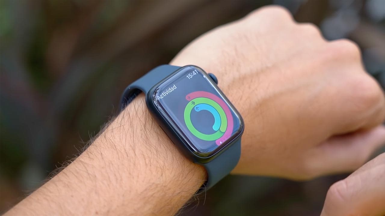 Reloj conectado vs smartwatch: qué son y por qué no son lo mismo