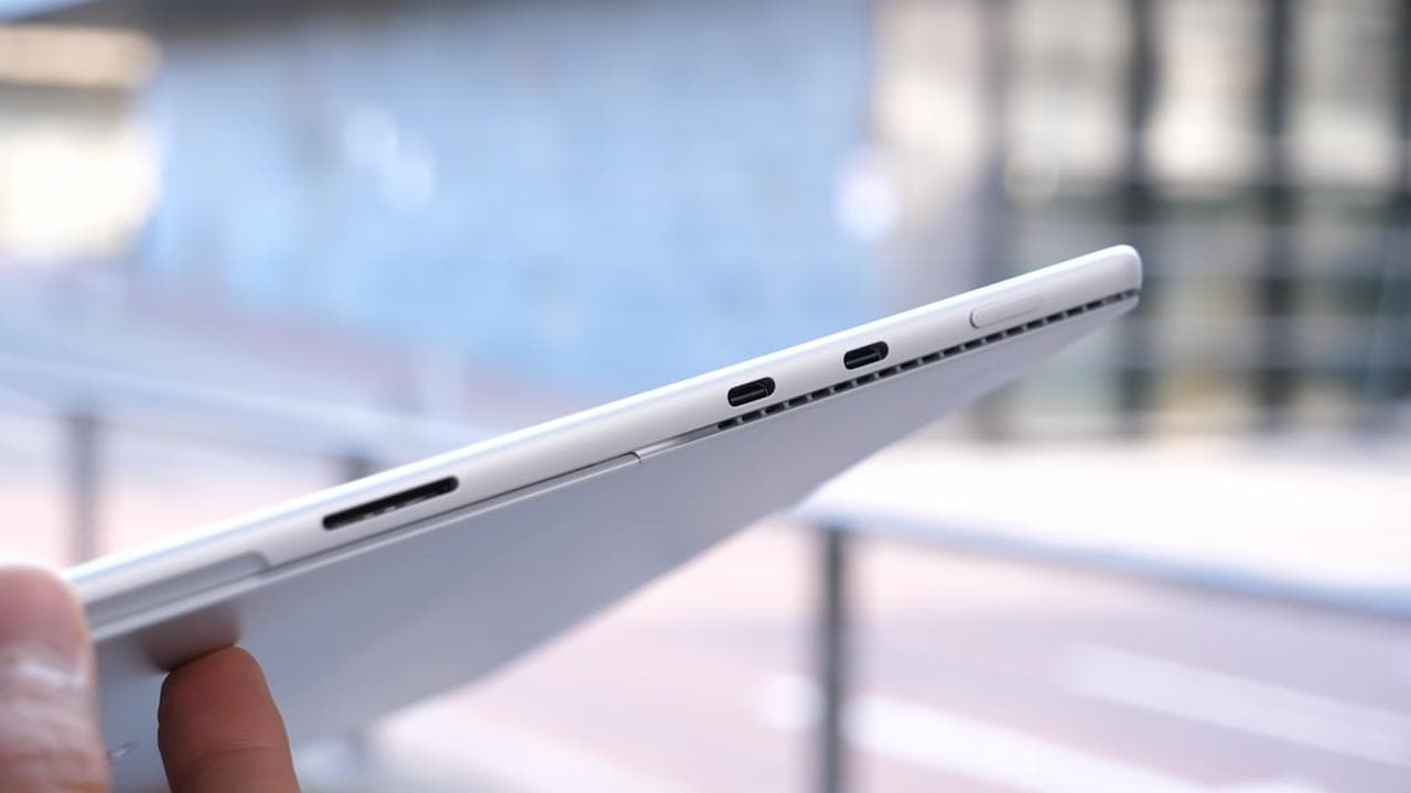 Microsoft Surface Pro 8