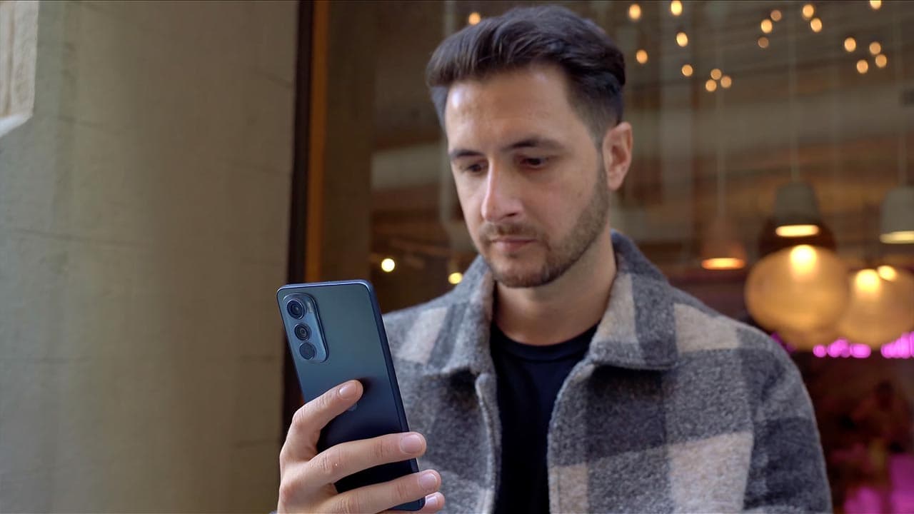 Motorola Edge 30