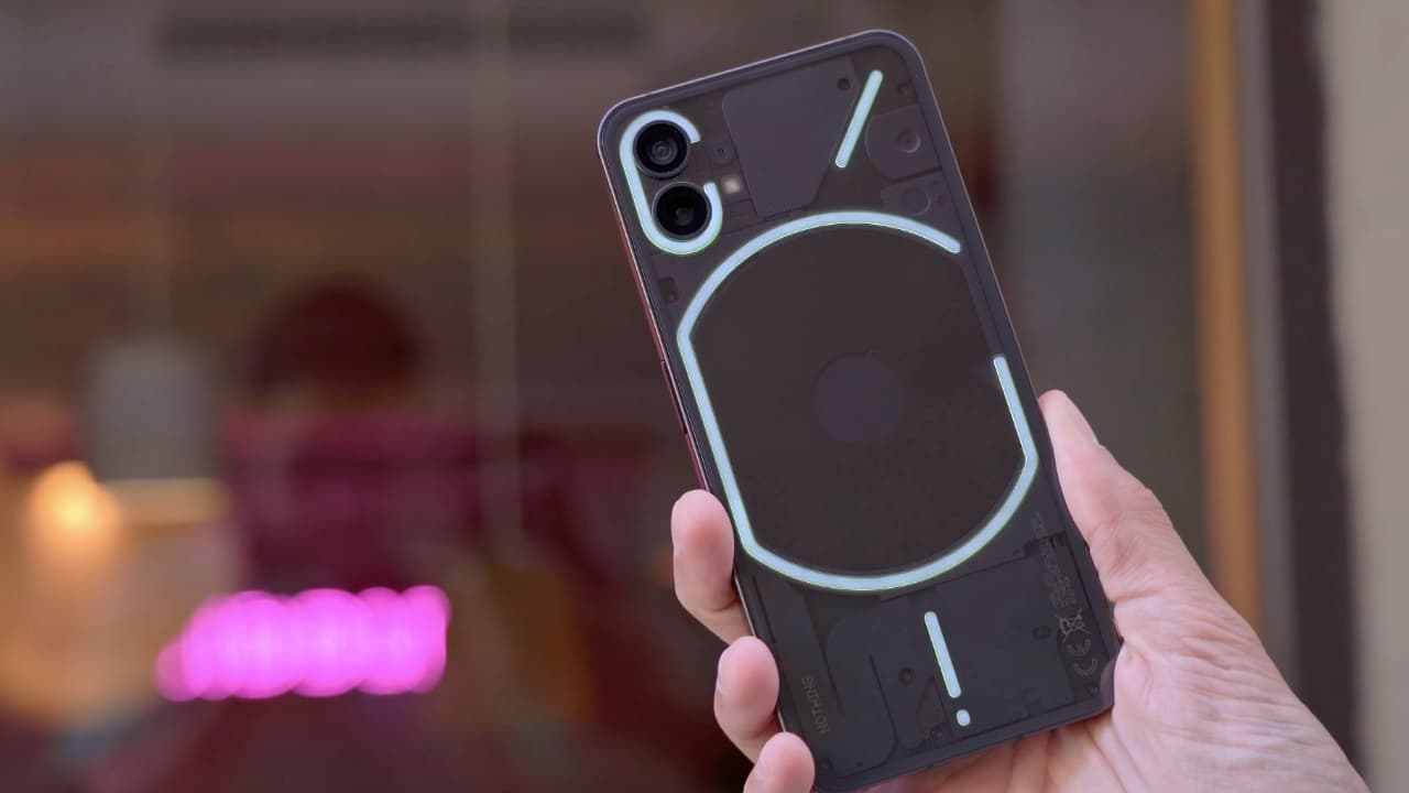 Nothing Phone (1) LEDs