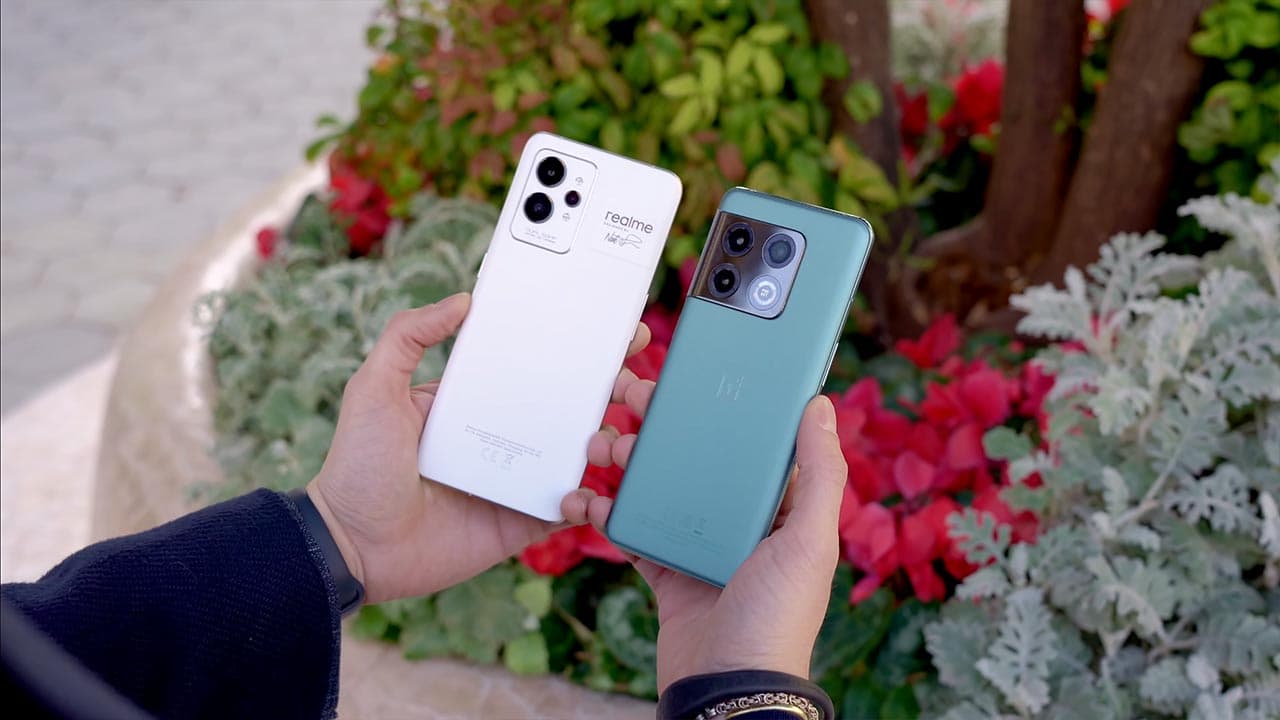 OnePlus 10 Pro vs realme GT 2 Pro