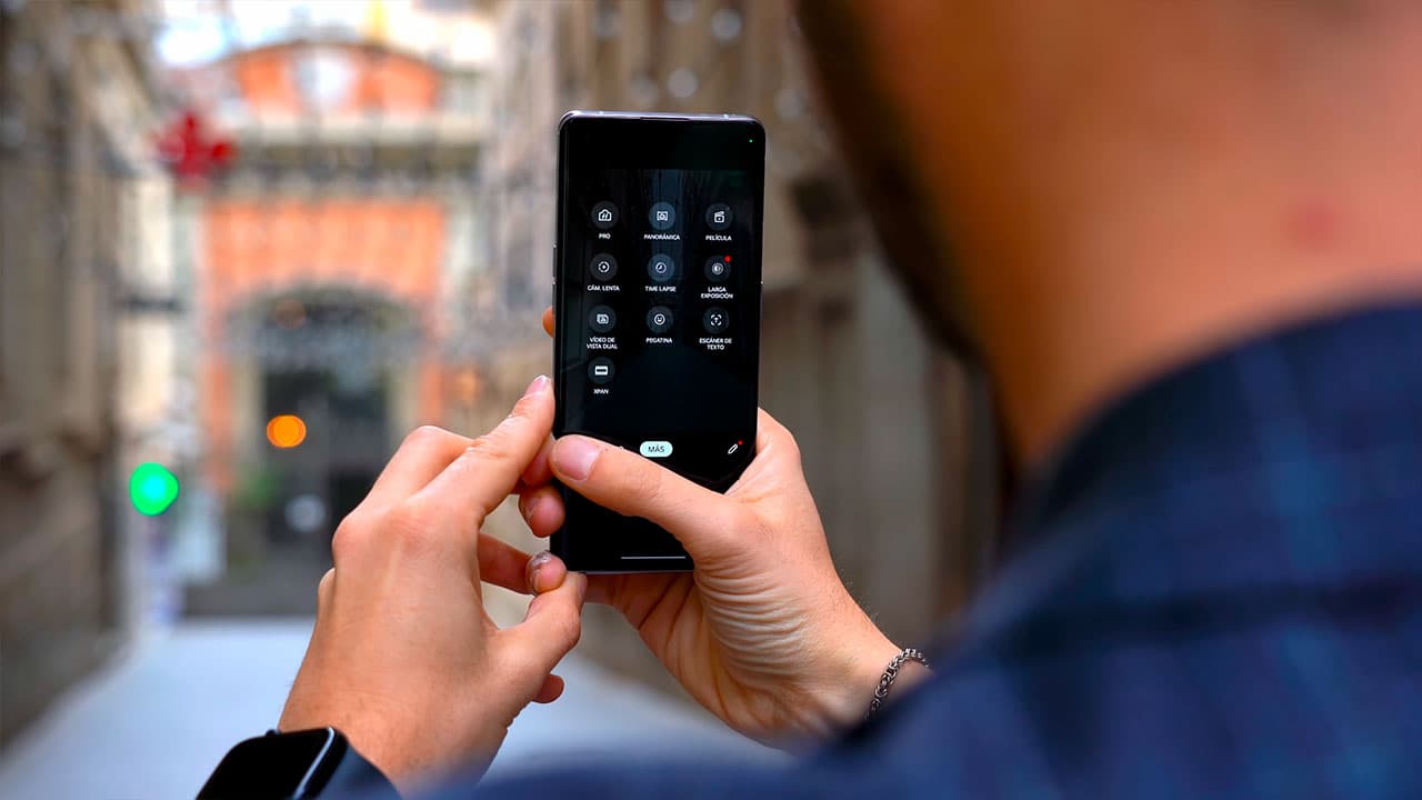 OPPO Find X5