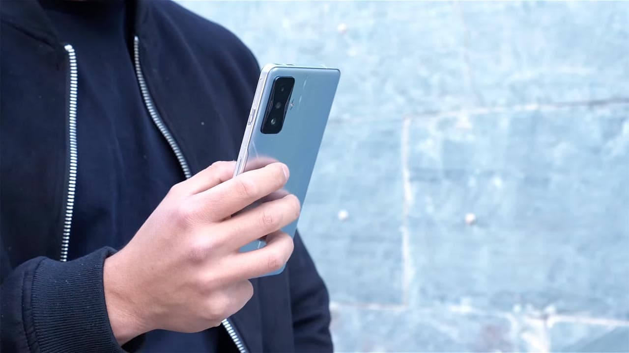 POCO F4 GT