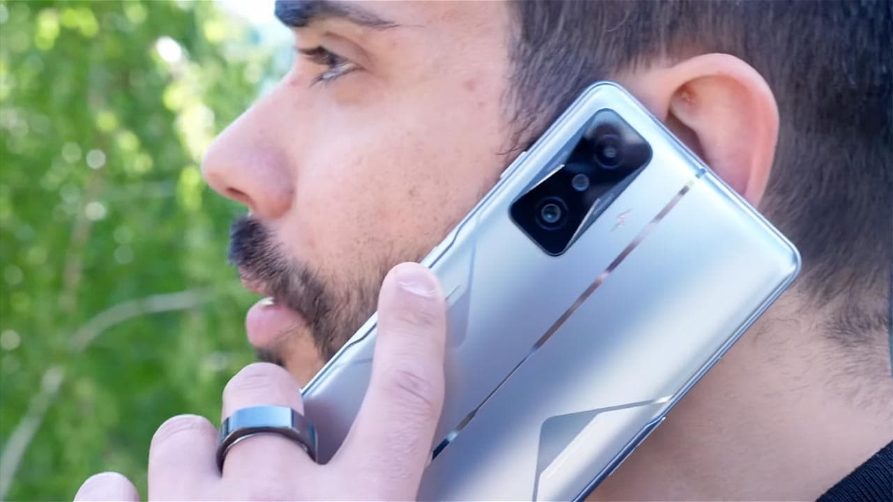 POCO F4 GT