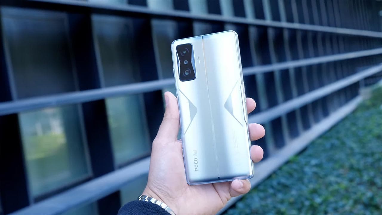 POCO F4 GT