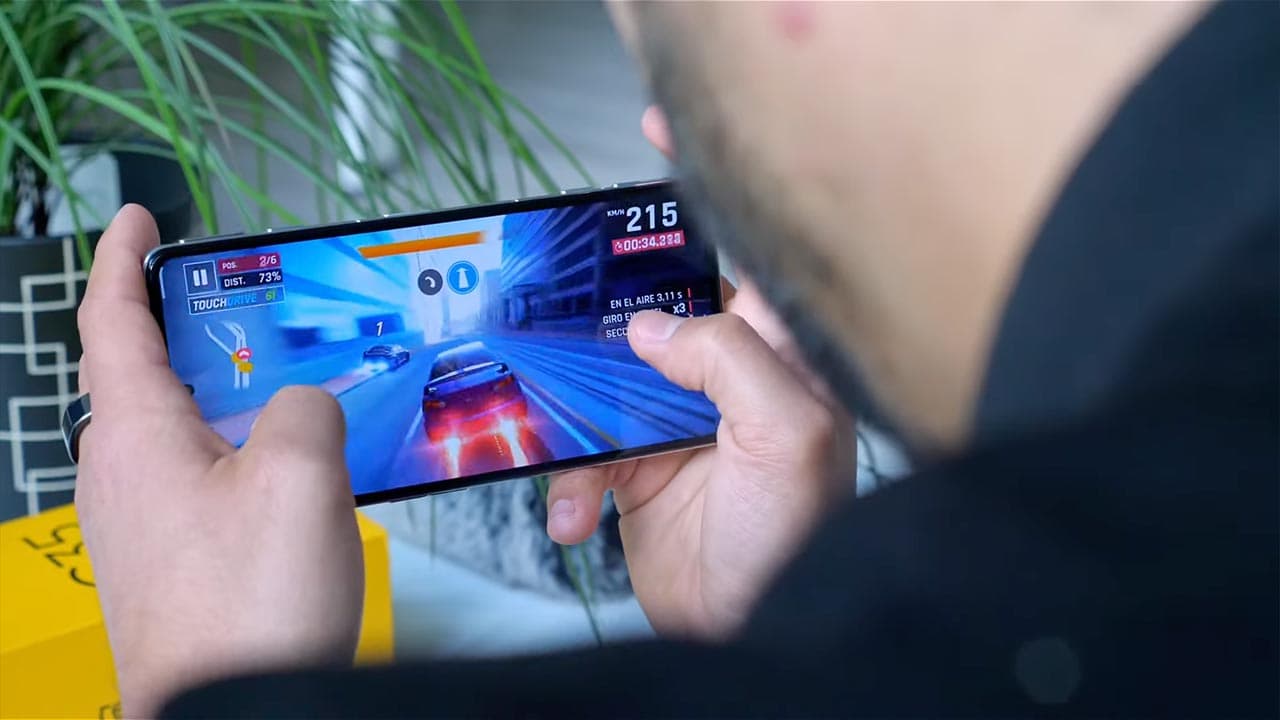 POCO F4 GT