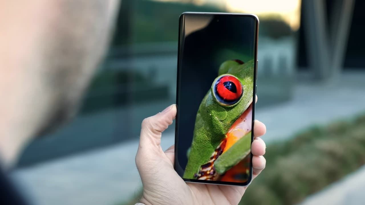 Pantalla y brillo en exteriores del HONOR Magic6 Lite 5G