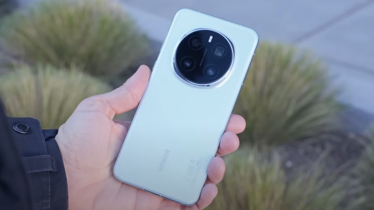 HONOR Magic7 Pro: nueva bajada de precio a 766€ (PVP: 1299€)