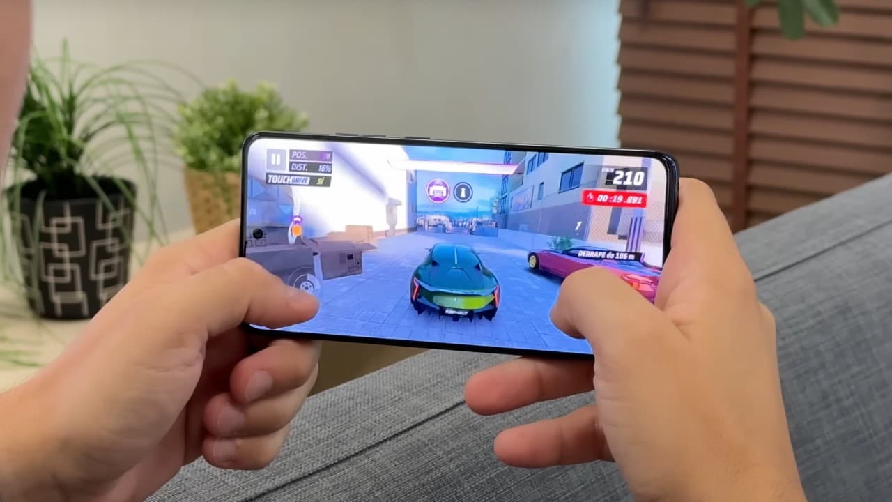 Moto G86 Power