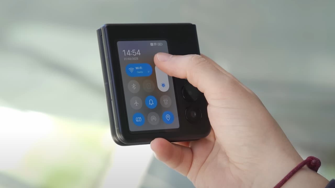 Nubia Flip 2