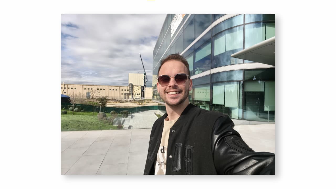 OPPO Reno13 5G