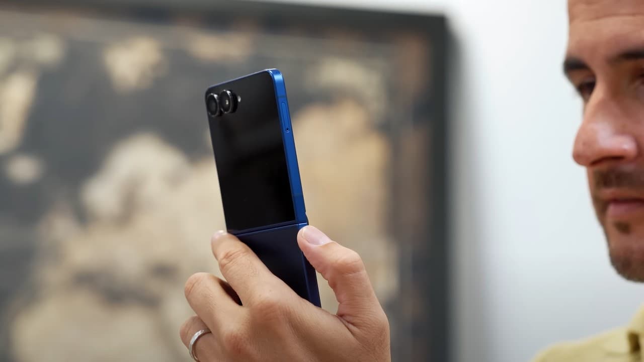 Samsung Galaxy Z Flip7