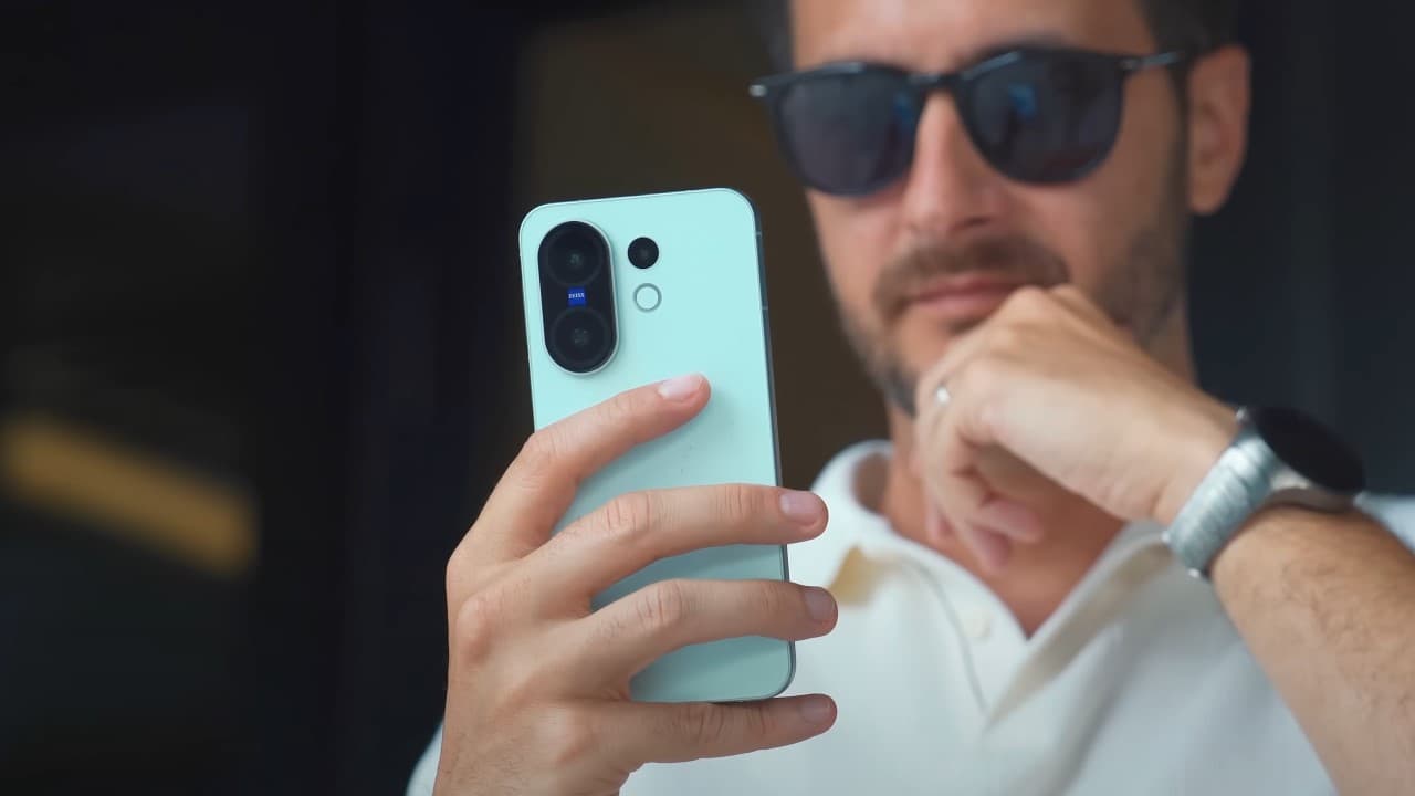 vivo X200 FE