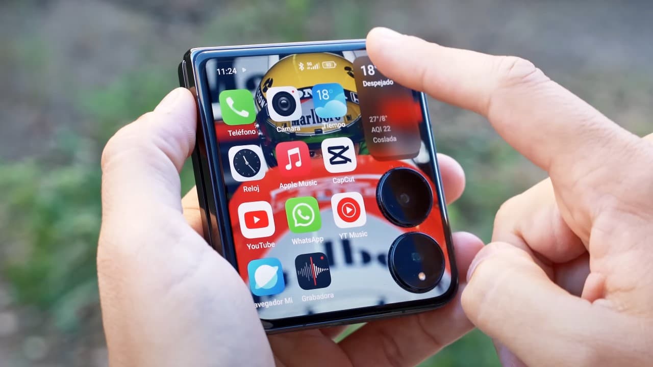 Xiaomi Mix Flip