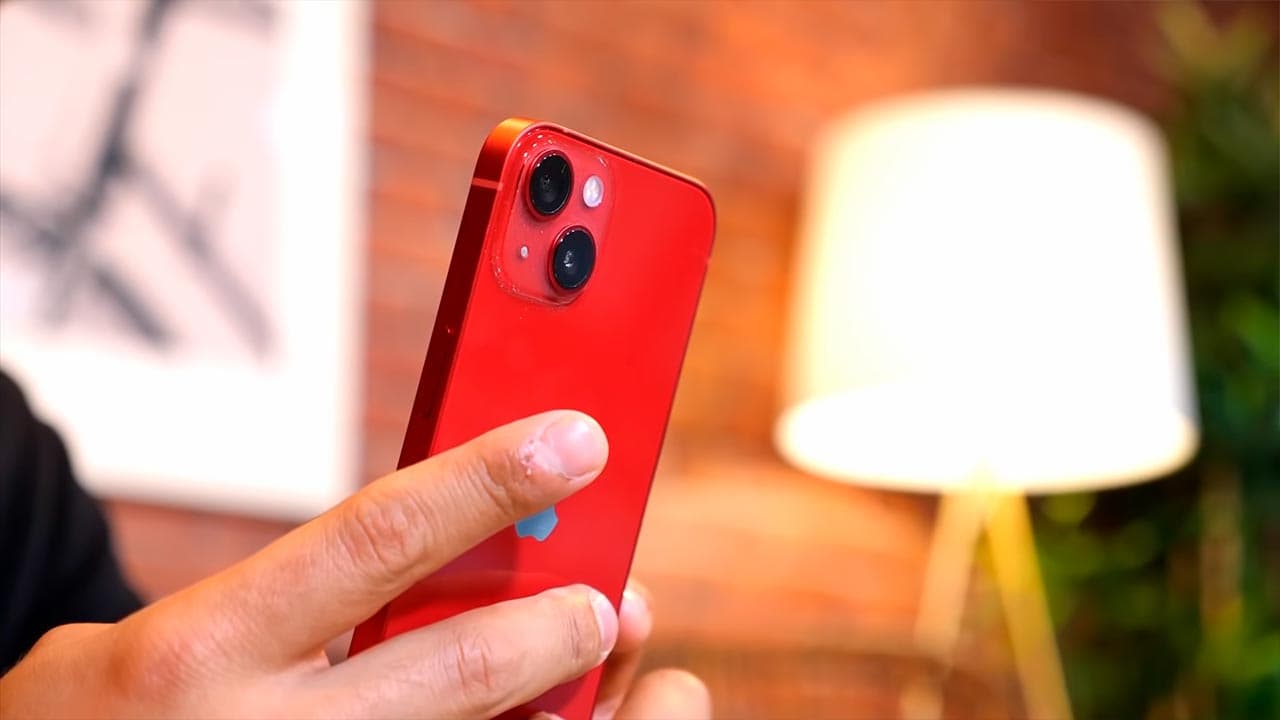 iPhone 13