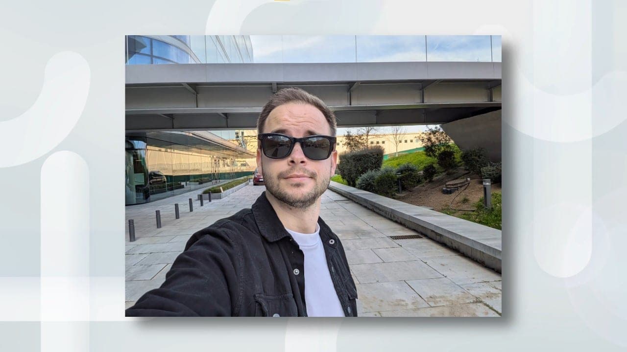 Google Pixel 10a selfie