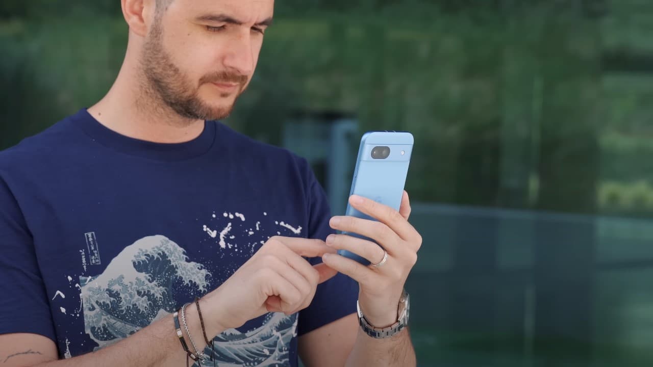 Google Pixel 8a