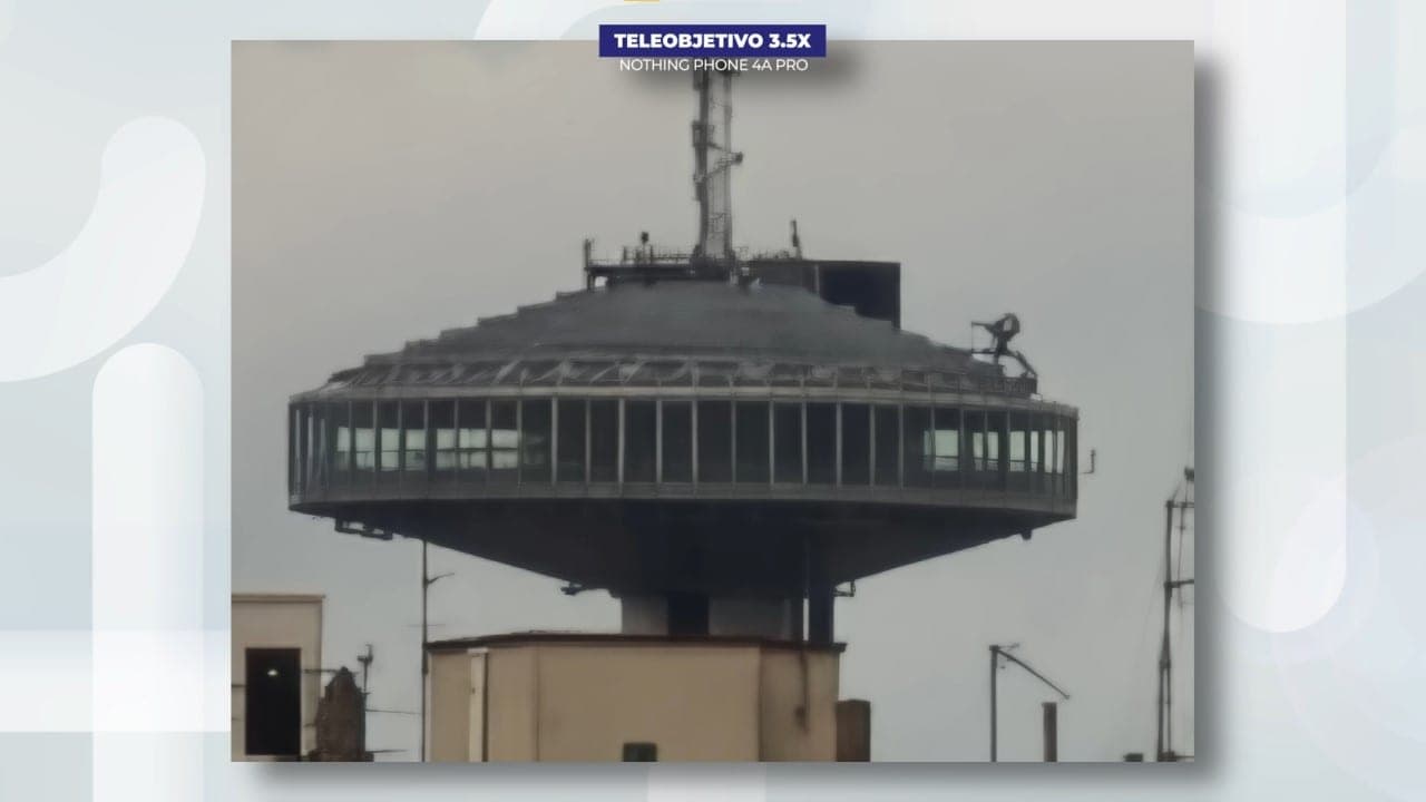 Nothing Phone (4a) Pro teleobjetivo