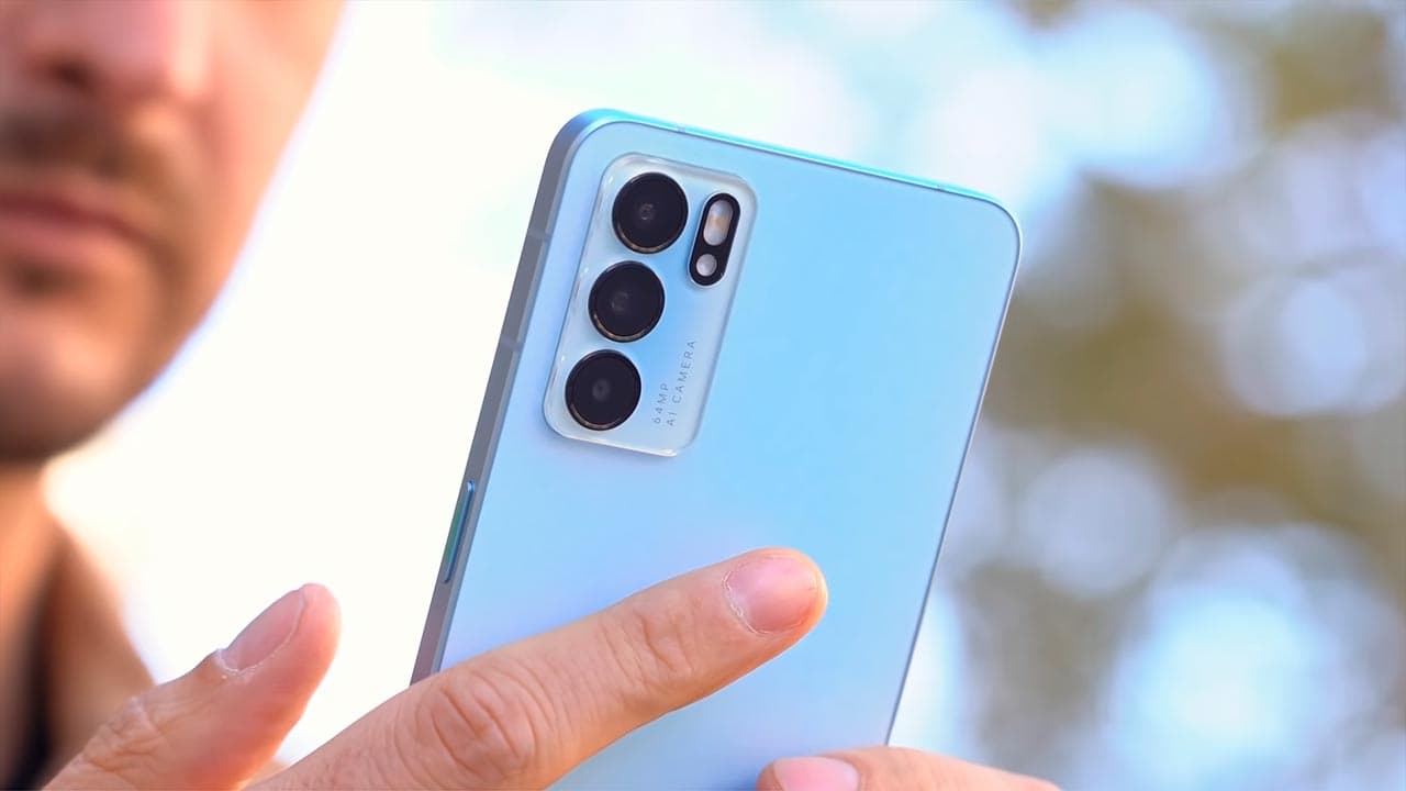 OPPO Reno6