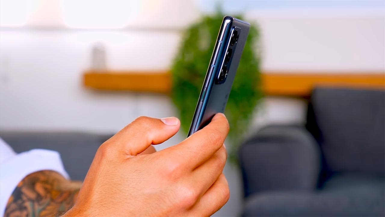OPPO Reno6 Pro
