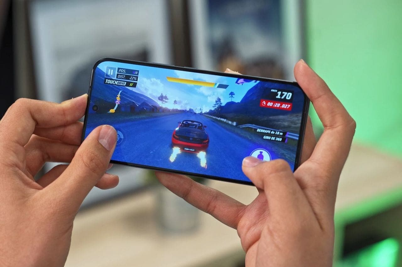 realme 16 Pro 5G rendimiento videojuegos
